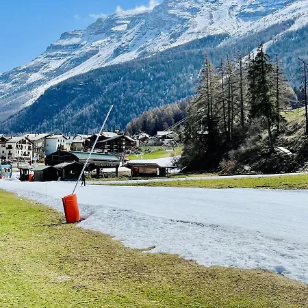 6-pers - Front - Le Cocon Des Neiges